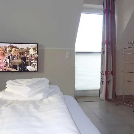 With 2 Bedrooms Goehren-Lebbin