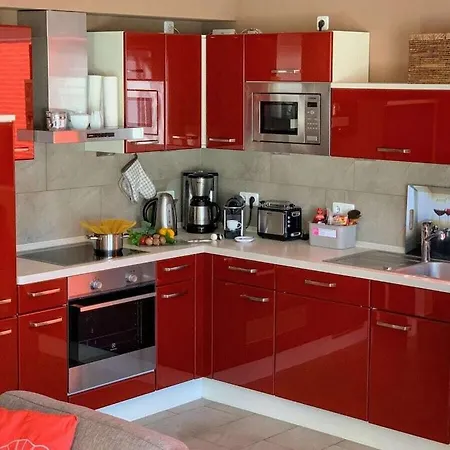 With 2 Bedrooms * Goehren-Lebbin