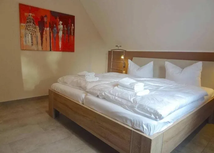 With 2 Bedrooms *