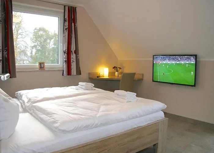 With 2 Bedrooms *